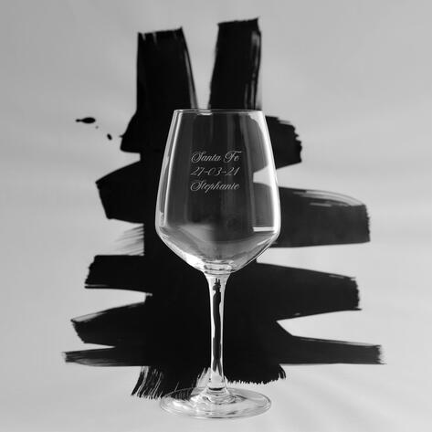 wijnglas met gravure